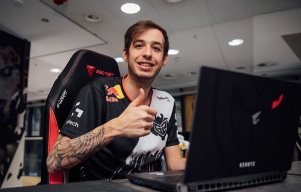 LPL全明星周末正赛分队确定：EDG中野对抗Wei+icon